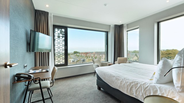 Comfort familiekamer (ouderslaapkamer) Van der Valk Hotel Nijmegen-Lent